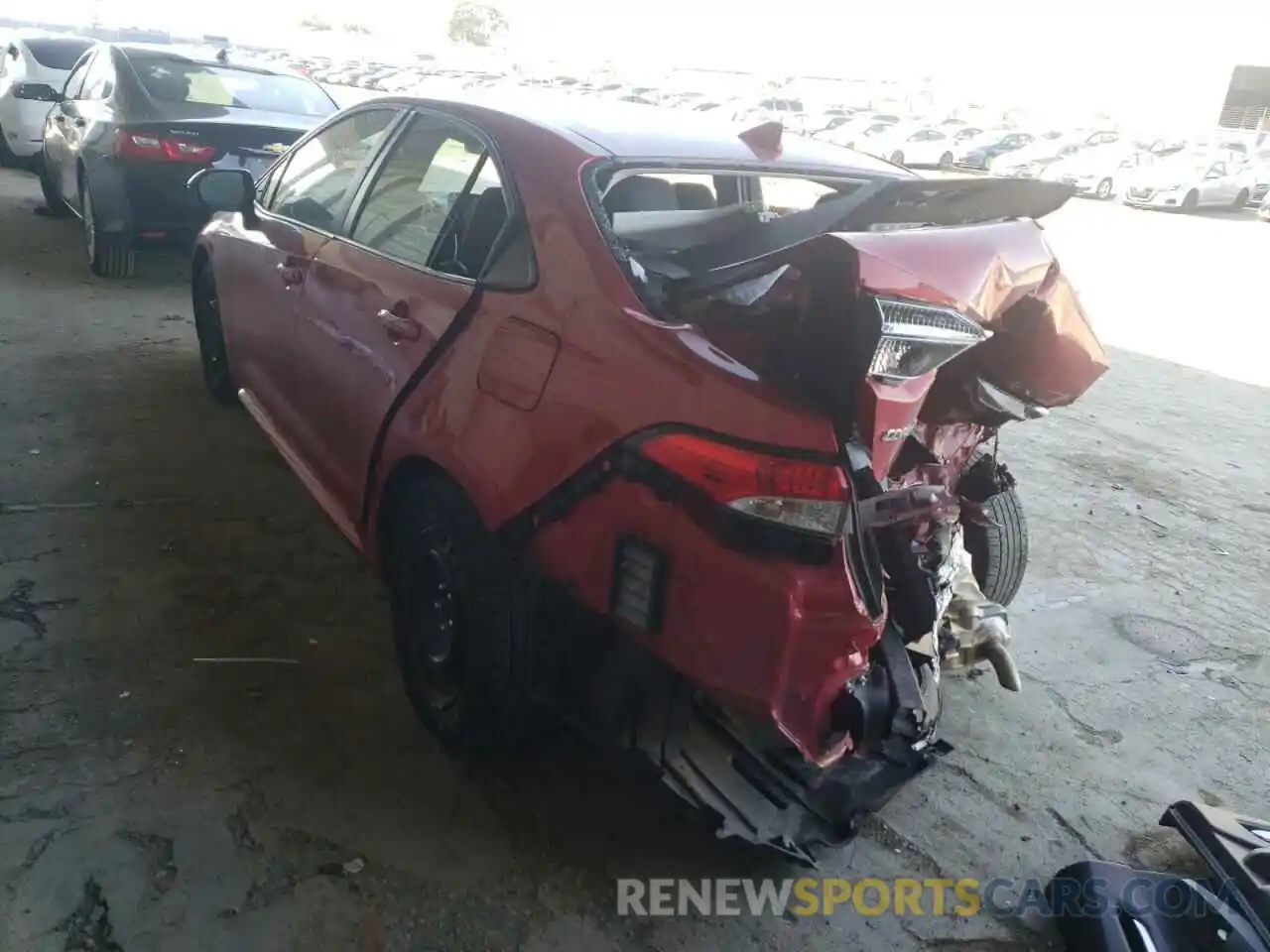 3 Photograph of a damaged car 5YFEPRAE6LP121464 TOYOTA COROLLA 2020