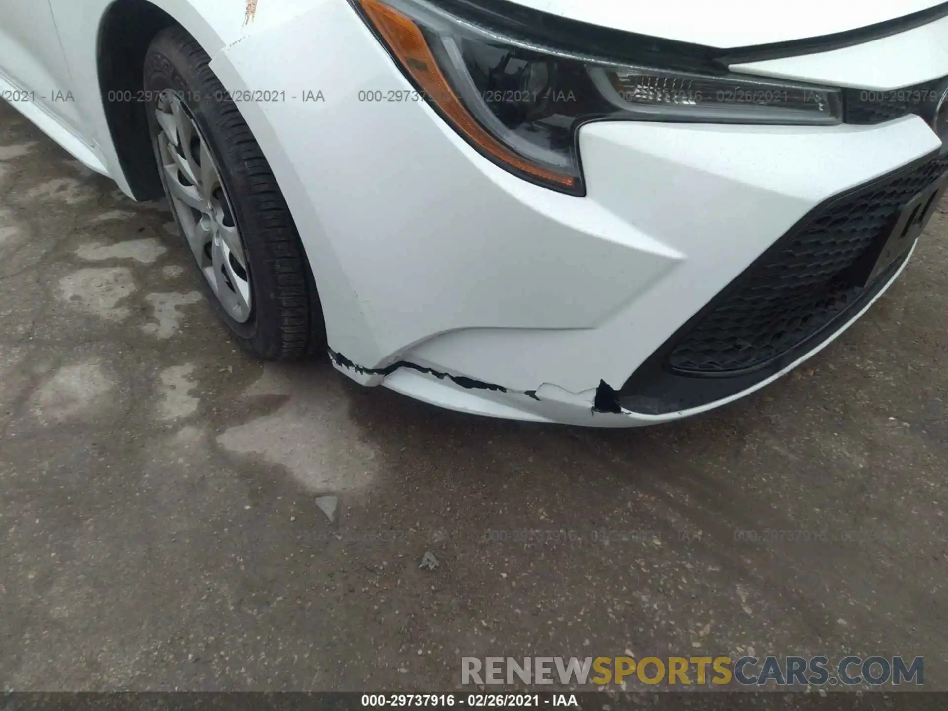 6 Photograph of a damaged car 5YFEPRAE6LP122954 TOYOTA COROLLA 2020