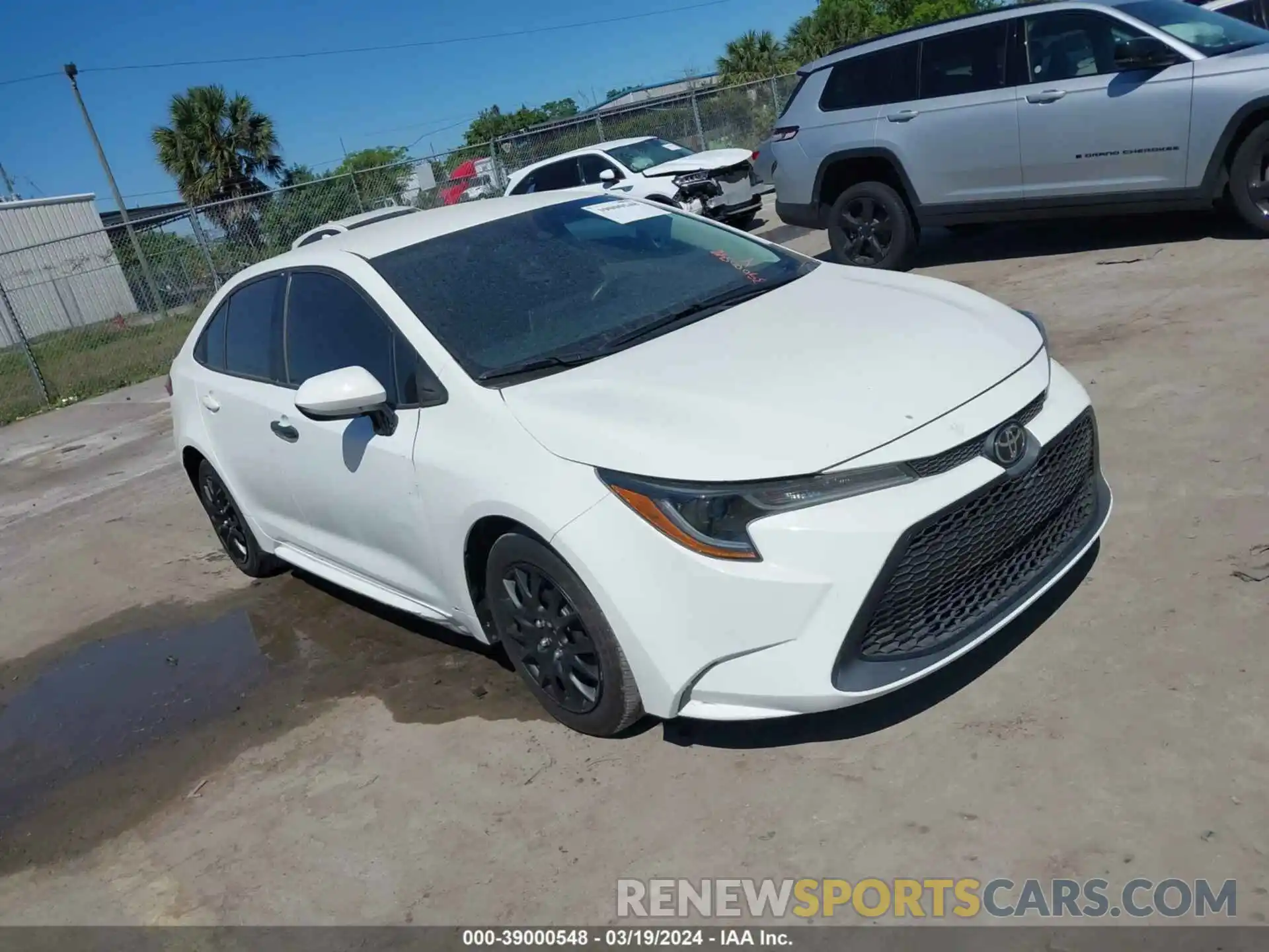 1 Photograph of a damaged car 5YFEPRAE6LP124106 TOYOTA COROLLA 2020