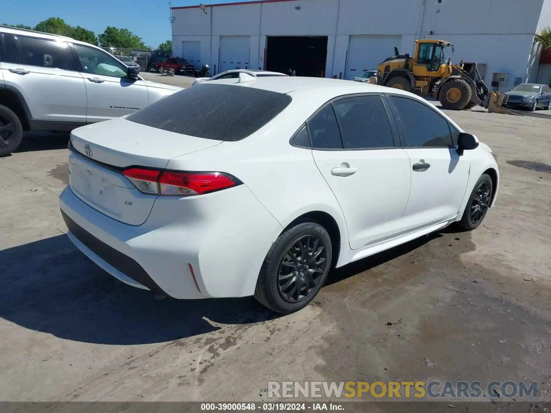 4 Photograph of a damaged car 5YFEPRAE6LP124106 TOYOTA COROLLA 2020