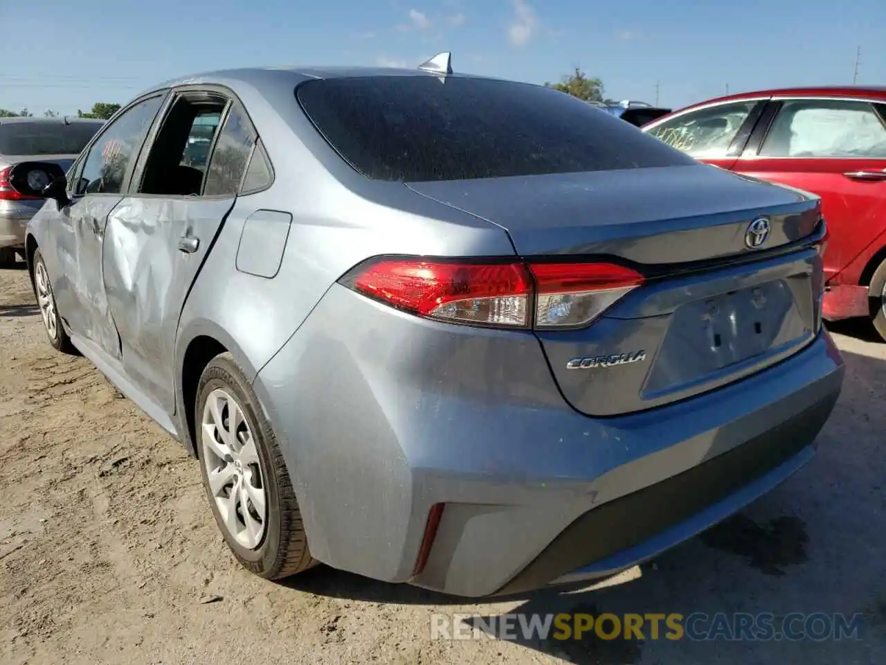 3 Photograph of a damaged car 5YFEPRAE6LP130911 TOYOTA COROLLA 2020