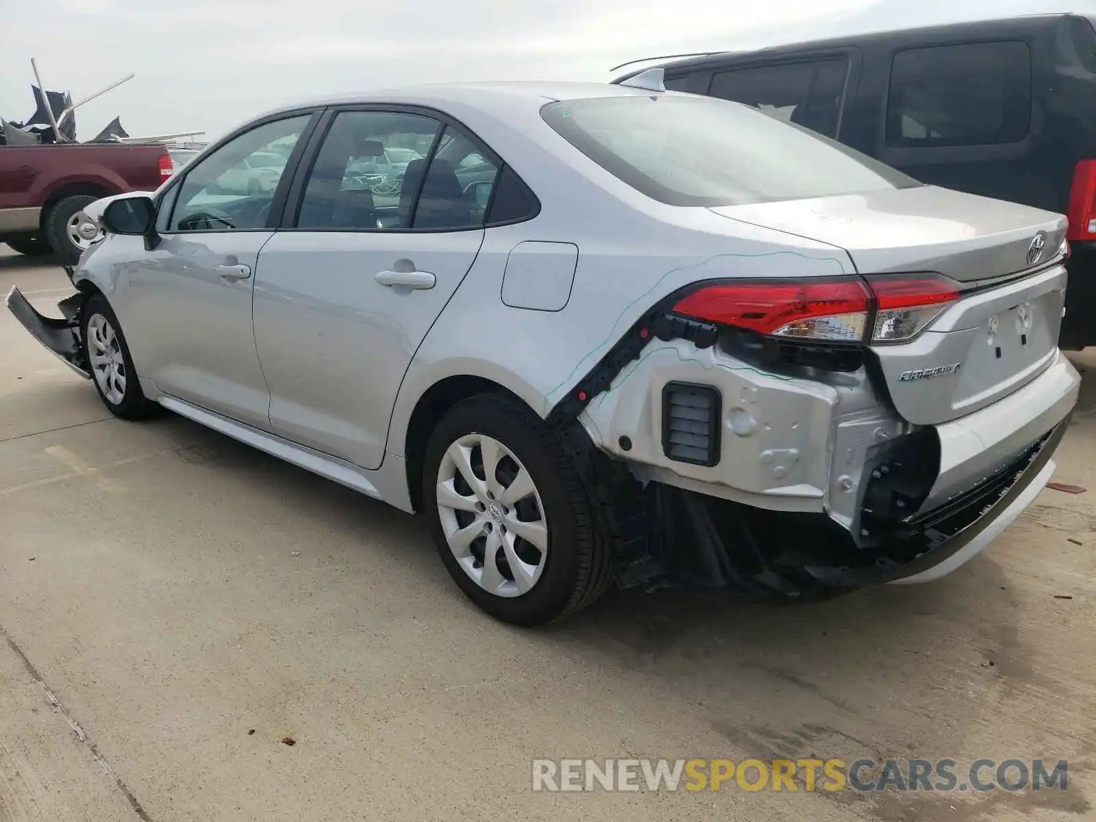 3 Photograph of a damaged car 5YFEPRAE6LP132318 TOYOTA COROLLA 2020