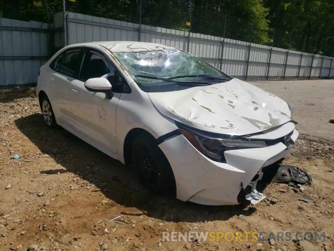 1 Photograph of a damaged car 5YFEPRAE6LP132576 TOYOTA COROLLA 2020