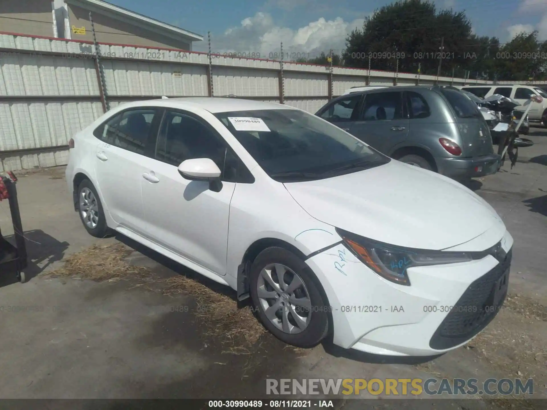 1 Photograph of a damaged car 5YFEPRAE6LP135249 TOYOTA COROLLA 2020