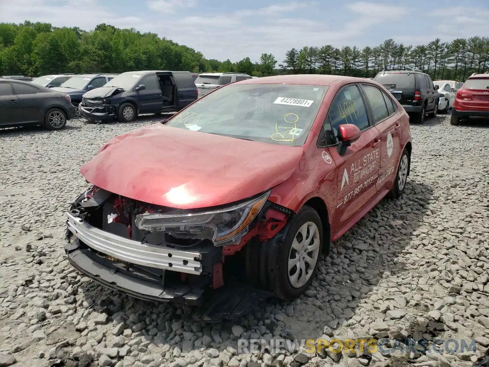 2 Photograph of a damaged car 5YFEPRAE6LP139172 TOYOTA COROLLA 2020