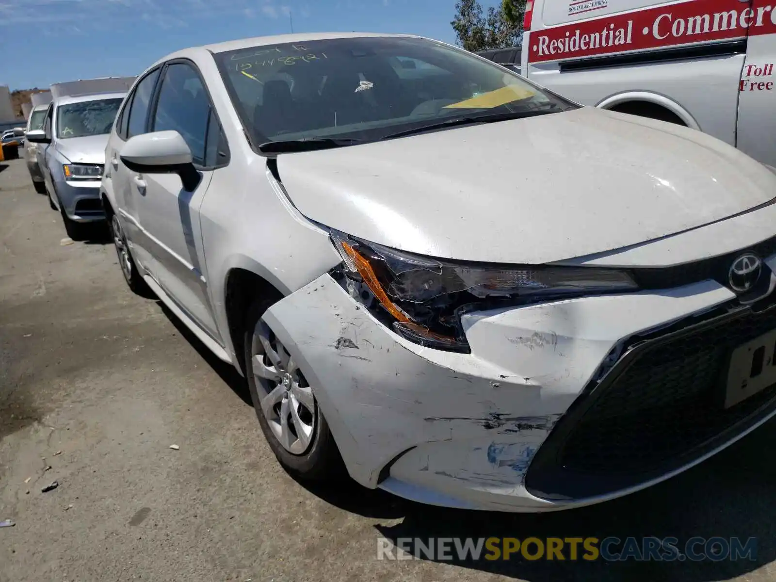 9 Photograph of a damaged car 5YFEPRAE6LP139236 TOYOTA COROLLA 2020