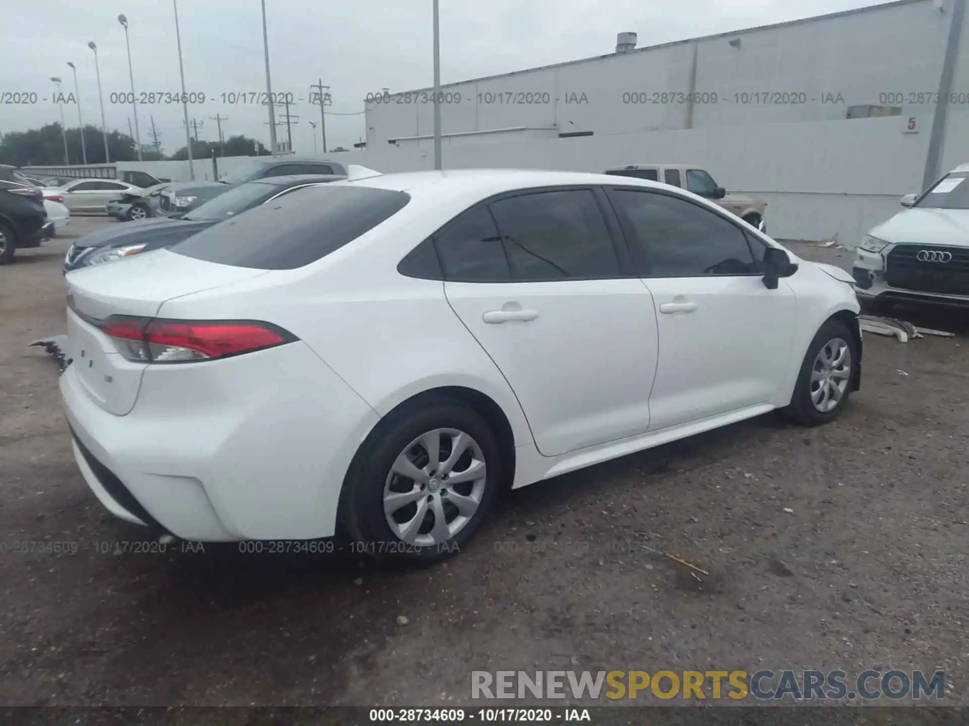 4 Photograph of a damaged car 5YFEPRAE6LP141326 TOYOTA COROLLA 2020