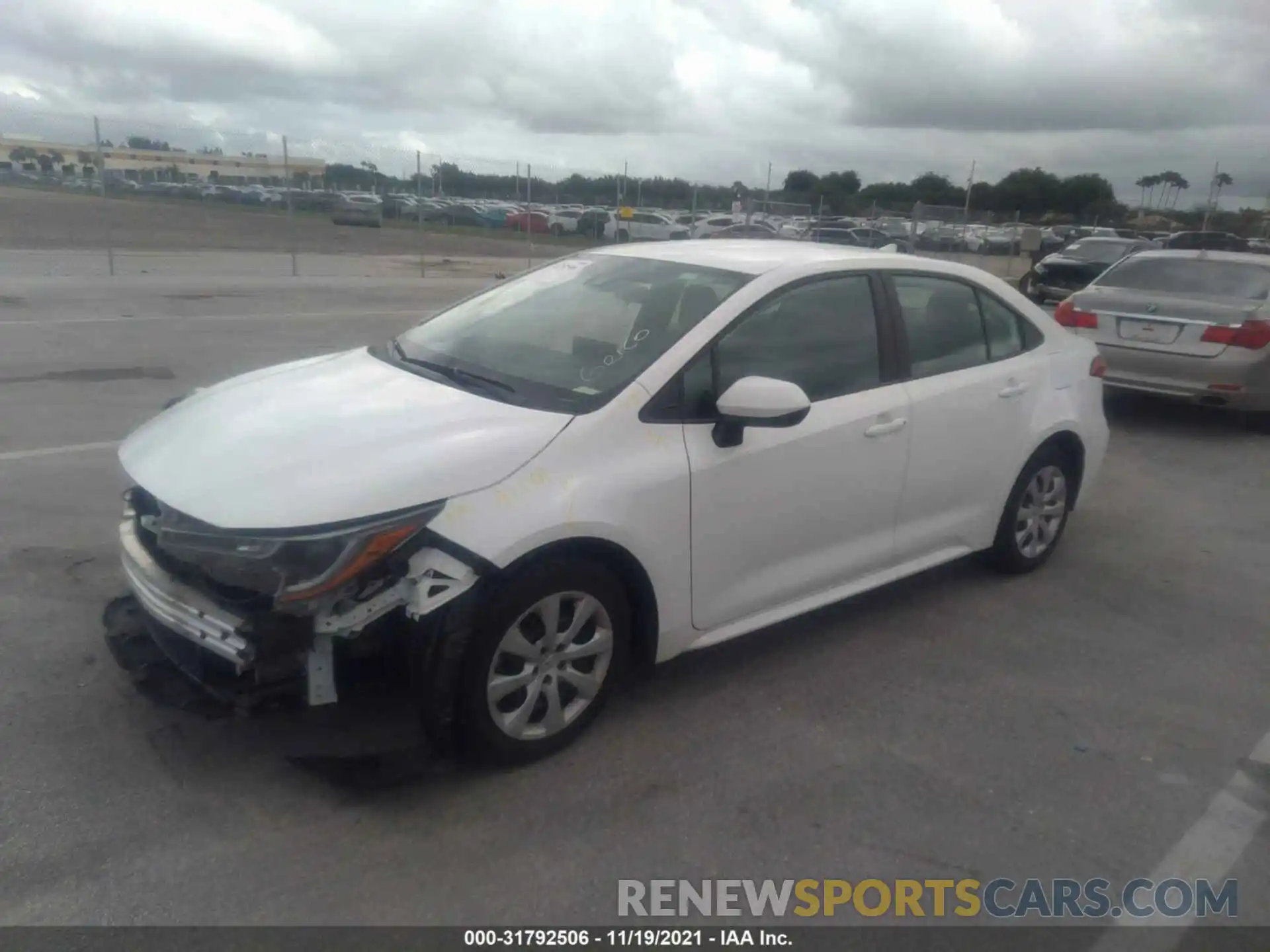 2 Photograph of a damaged car 5YFEPRAE6LP142217 TOYOTA COROLLA 2020