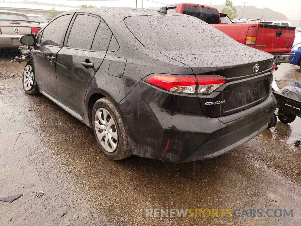 3 Photograph of a damaged car 5YFEPRAE6LP142296 TOYOTA COROLLA 2020