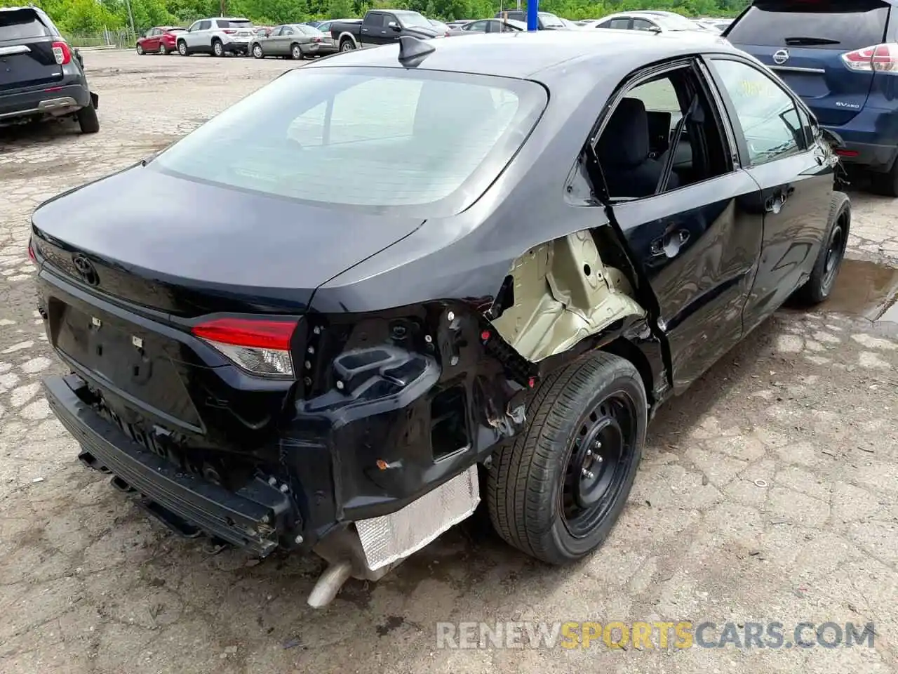 4 Photograph of a damaged car 5YFEPRAE6LP143089 TOYOTA COROLLA 2020