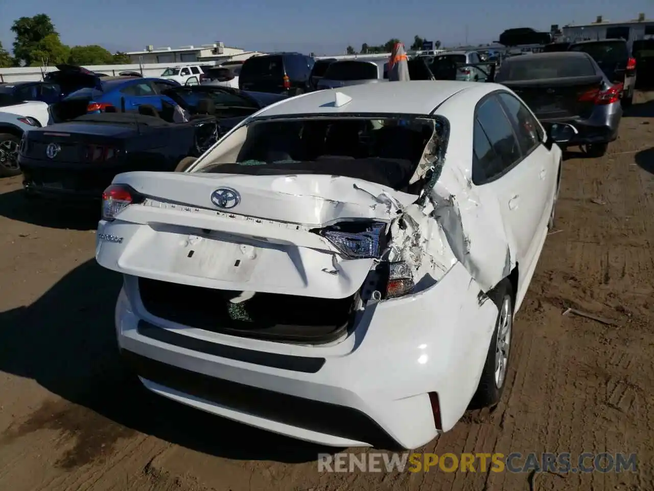 9 Photograph of a damaged car 5YFEPRAE6LP145036 TOYOTA COROLLA 2020