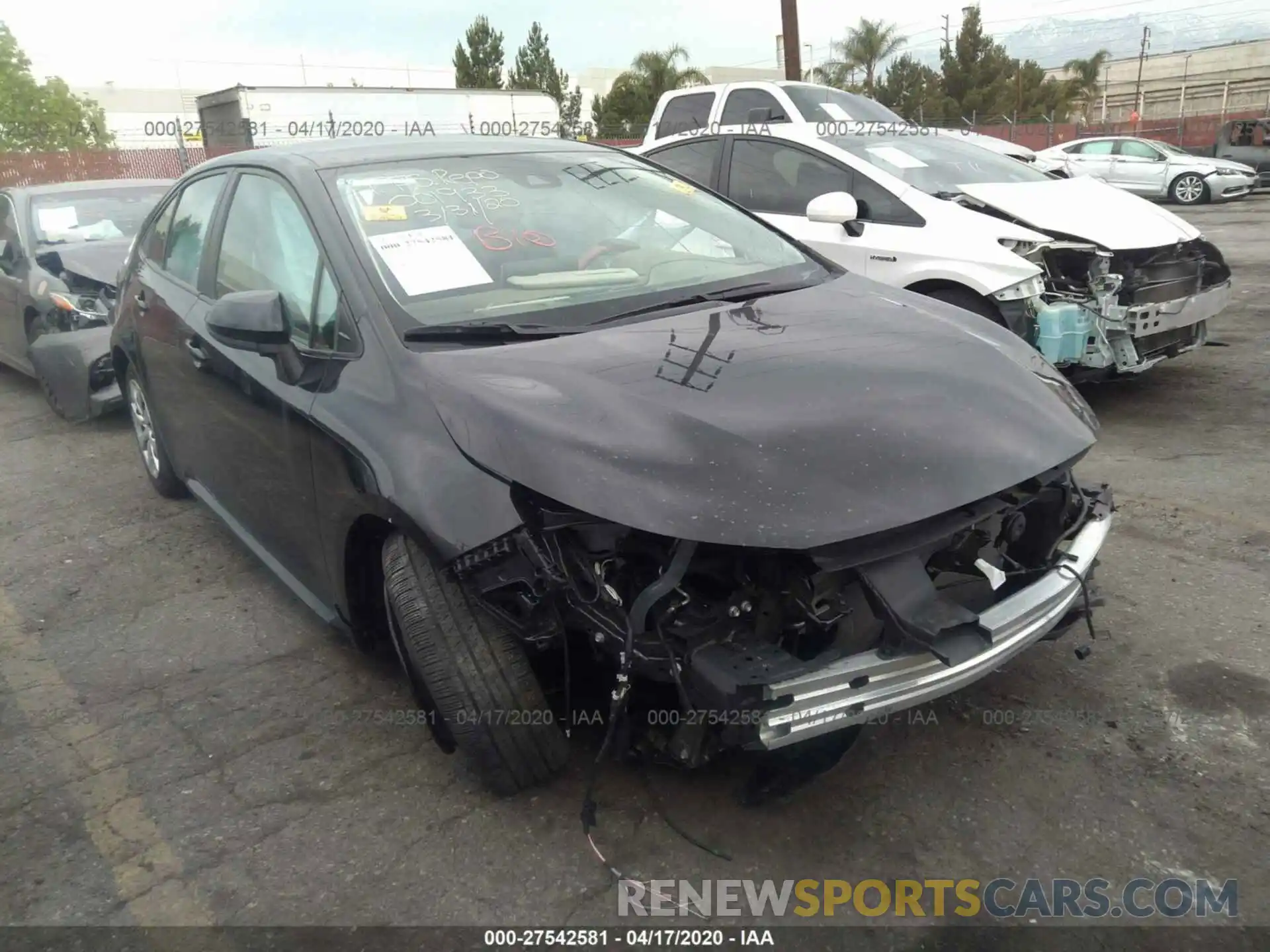 1 Photograph of a damaged car 5YFEPRAE7LP001933 TOYOTA COROLLA 2020