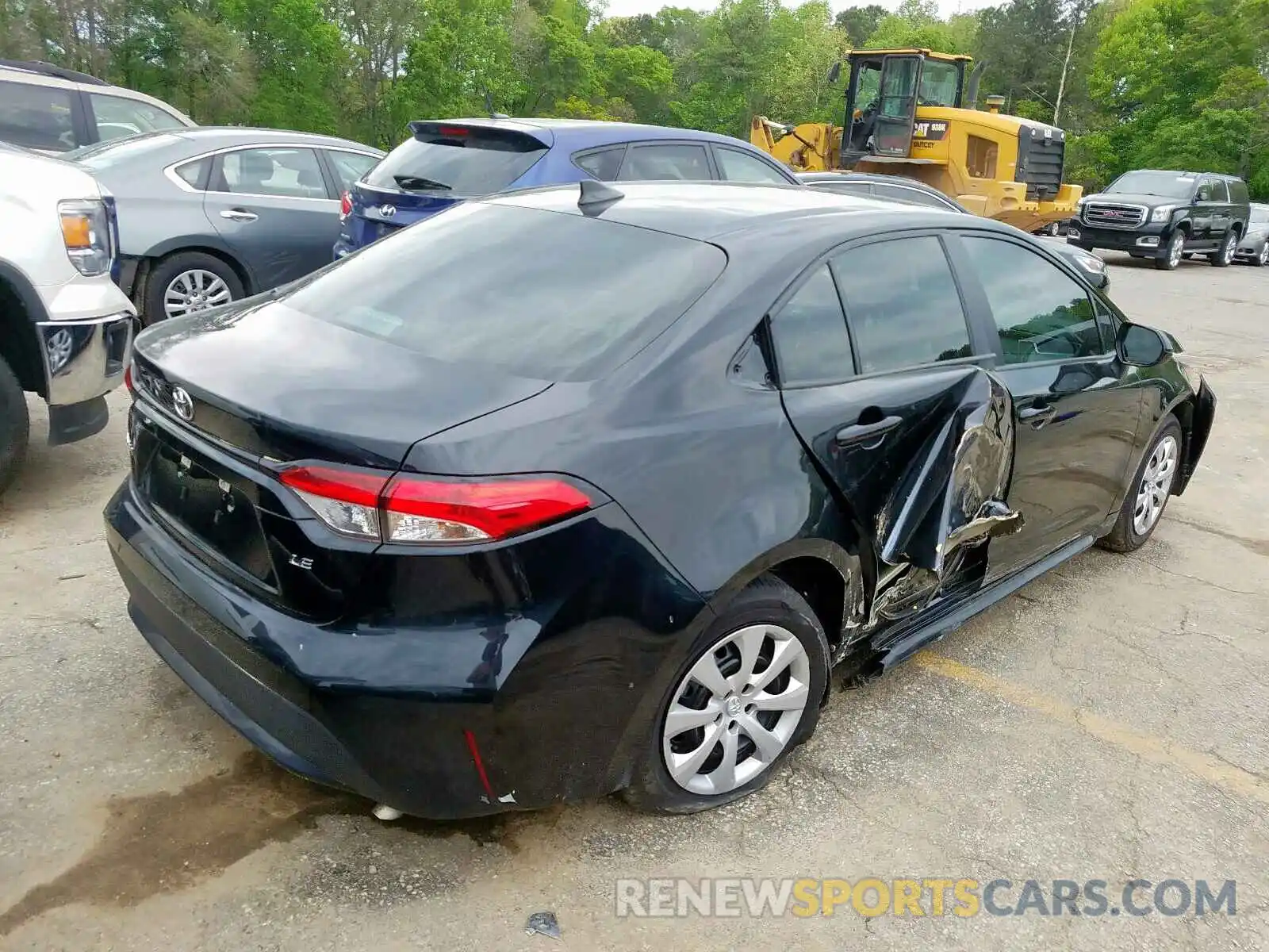 4 Photograph of a damaged car 5YFEPRAE7LP004220 TOYOTA COROLLA 2020