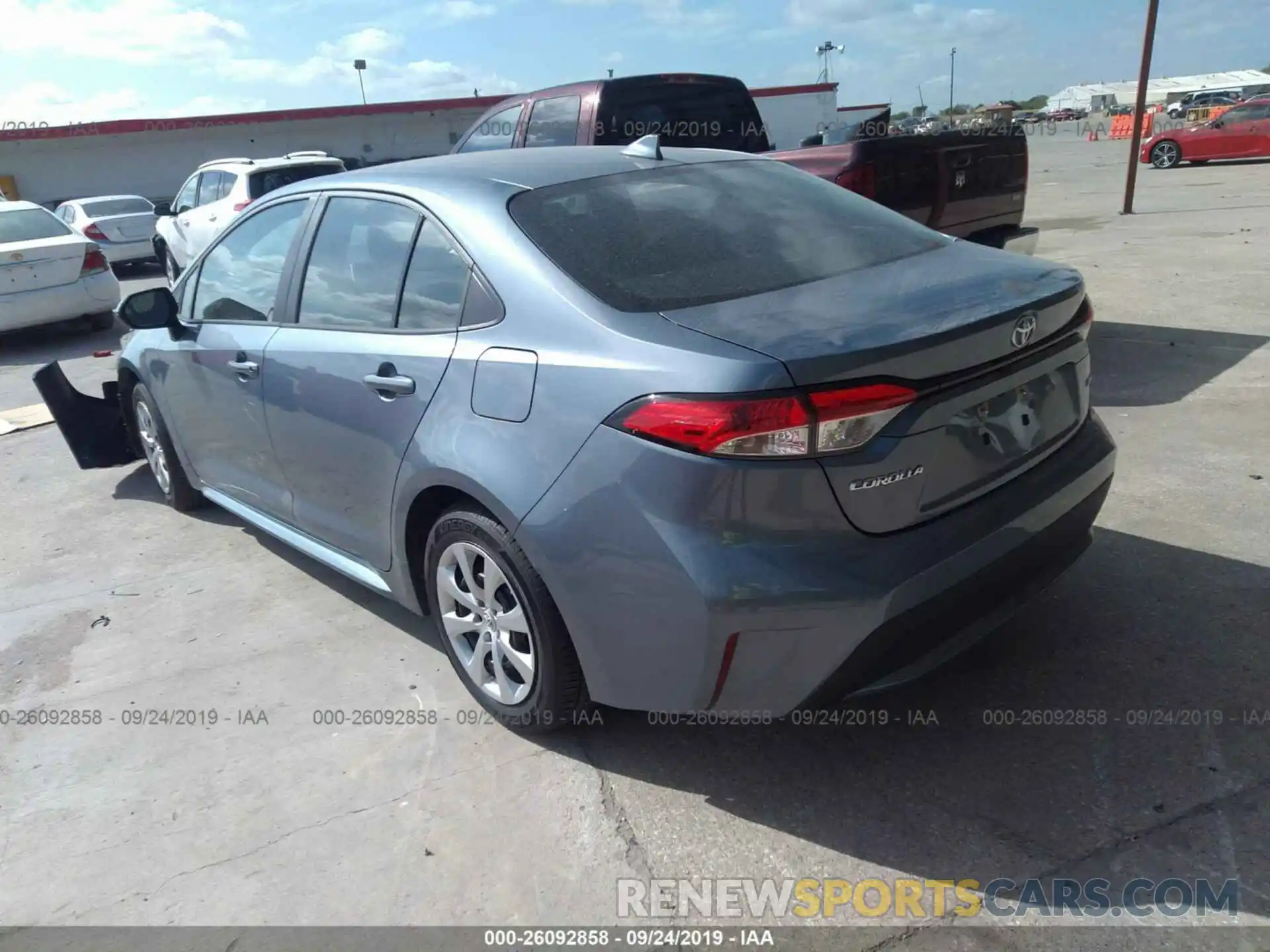 3 Photograph of a damaged car 5YFEPRAE7LP005237 TOYOTA COROLLA 2020