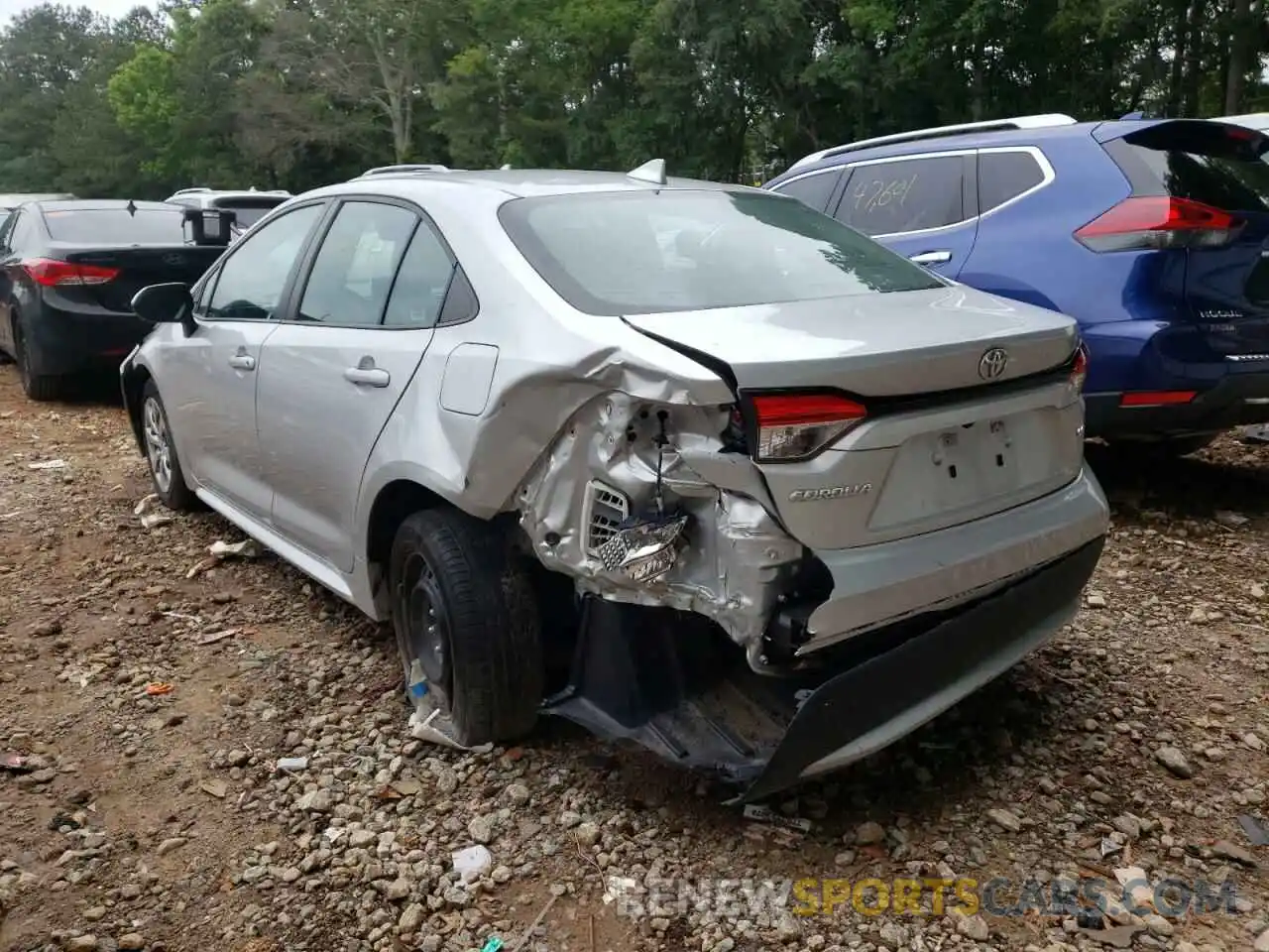 3 Photograph of a damaged car 5YFEPRAE7LP005772 TOYOTA COROLLA 2020