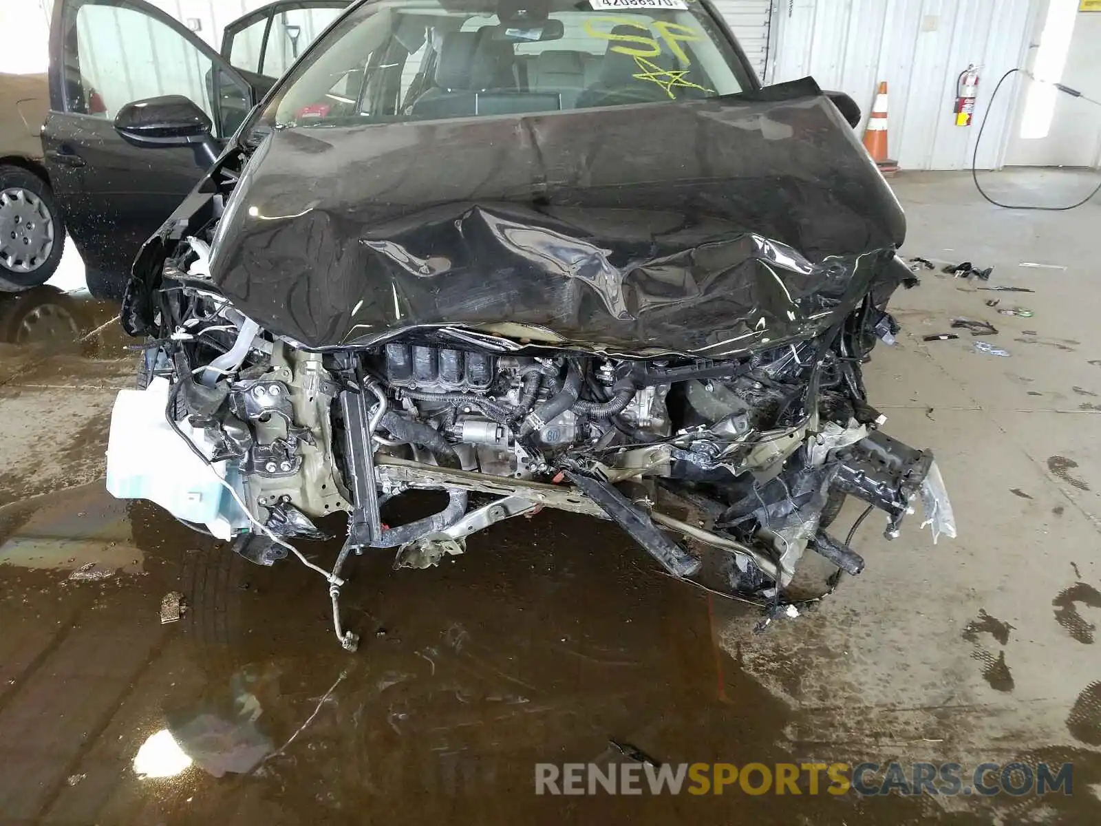 9 Photograph of a damaged car 5YFEPRAE7LP008218 TOYOTA COROLLA 2020