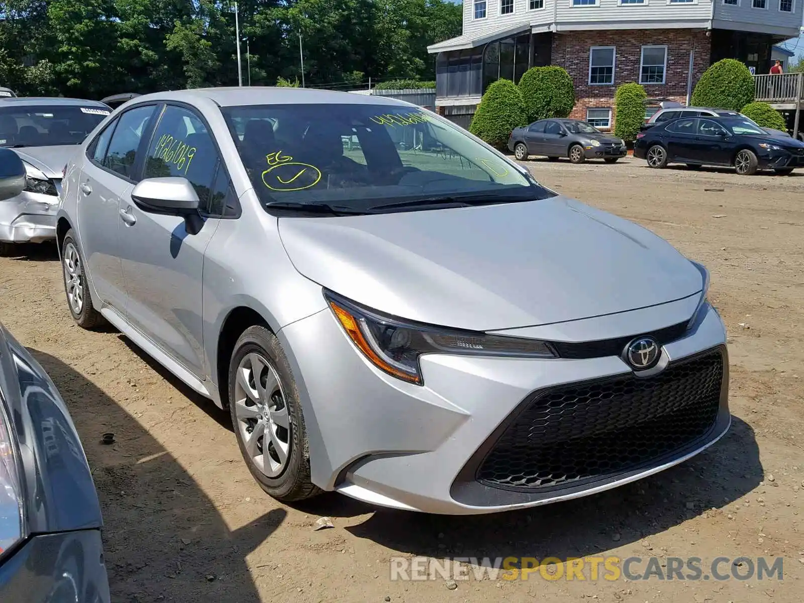 1 Photograph of a damaged car 5YFEPRAE7LP011541 TOYOTA COROLLA 2020