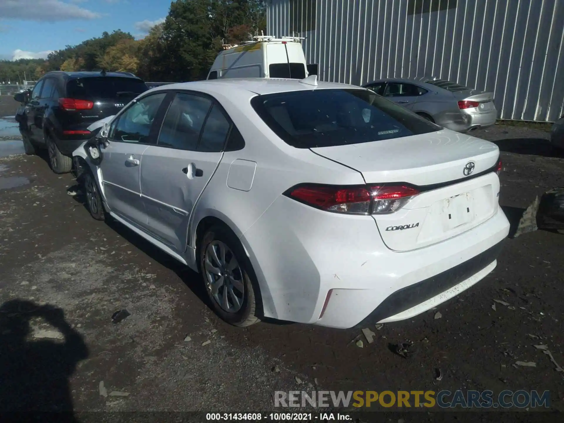 3 Photograph of a damaged car 5YFEPRAE7LP012138 TOYOTA COROLLA 2020