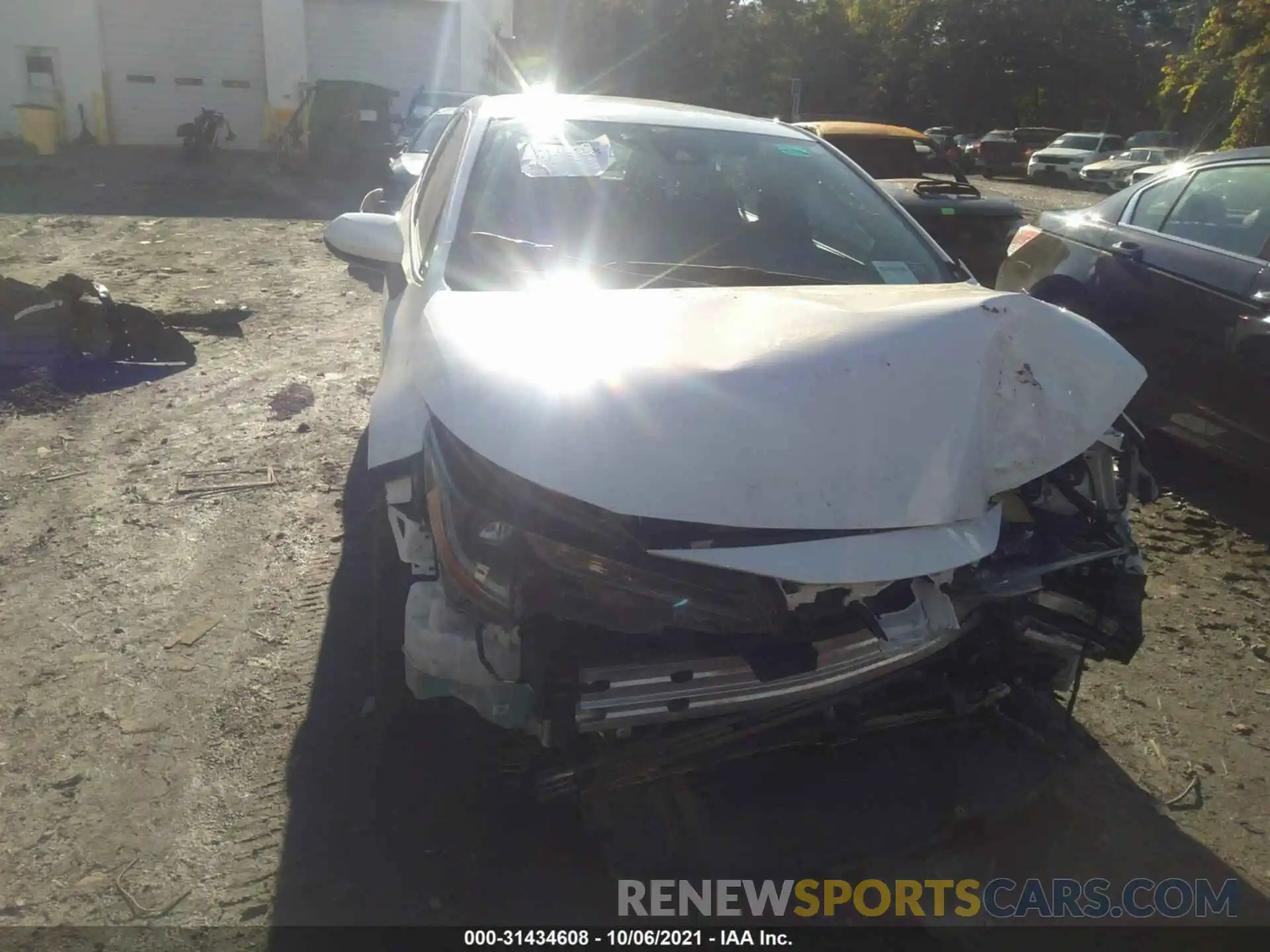 6 Photograph of a damaged car 5YFEPRAE7LP012138 TOYOTA COROLLA 2020