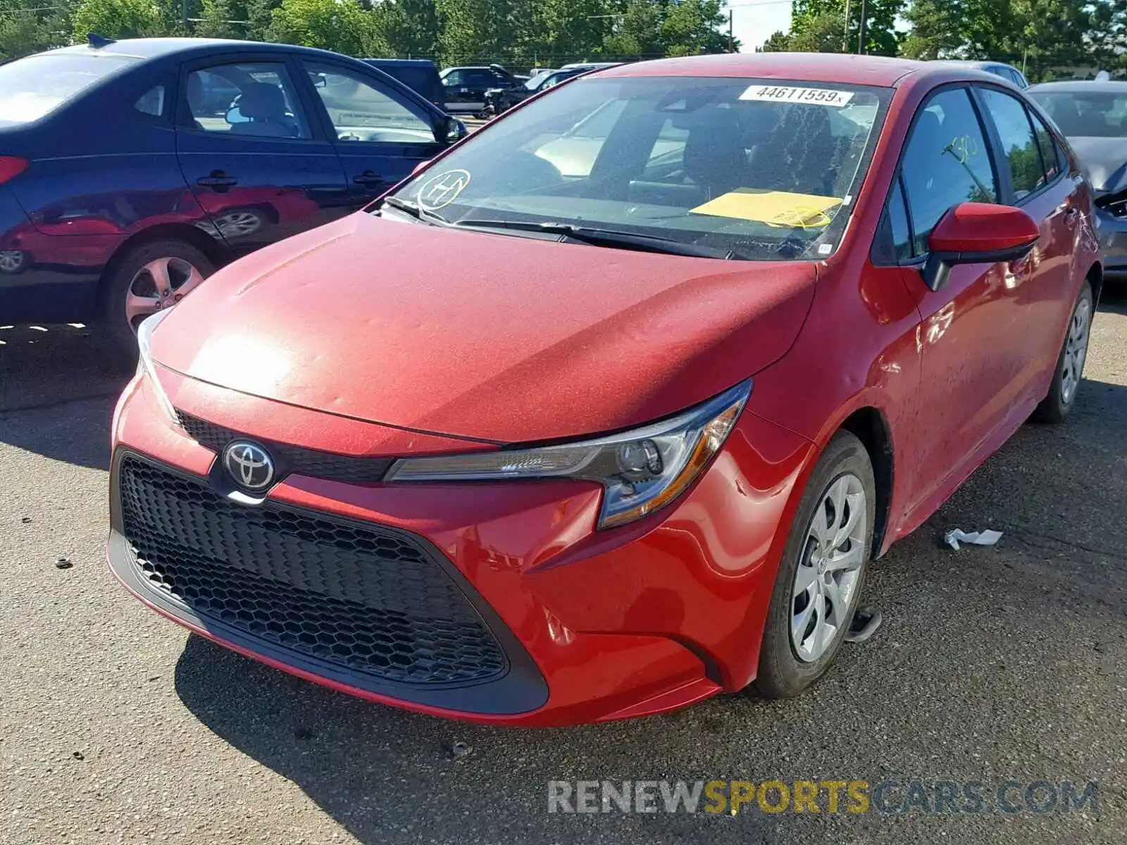 2 Photograph of a damaged car 5YFEPRAE7LP015430 TOYOTA COROLLA 2020