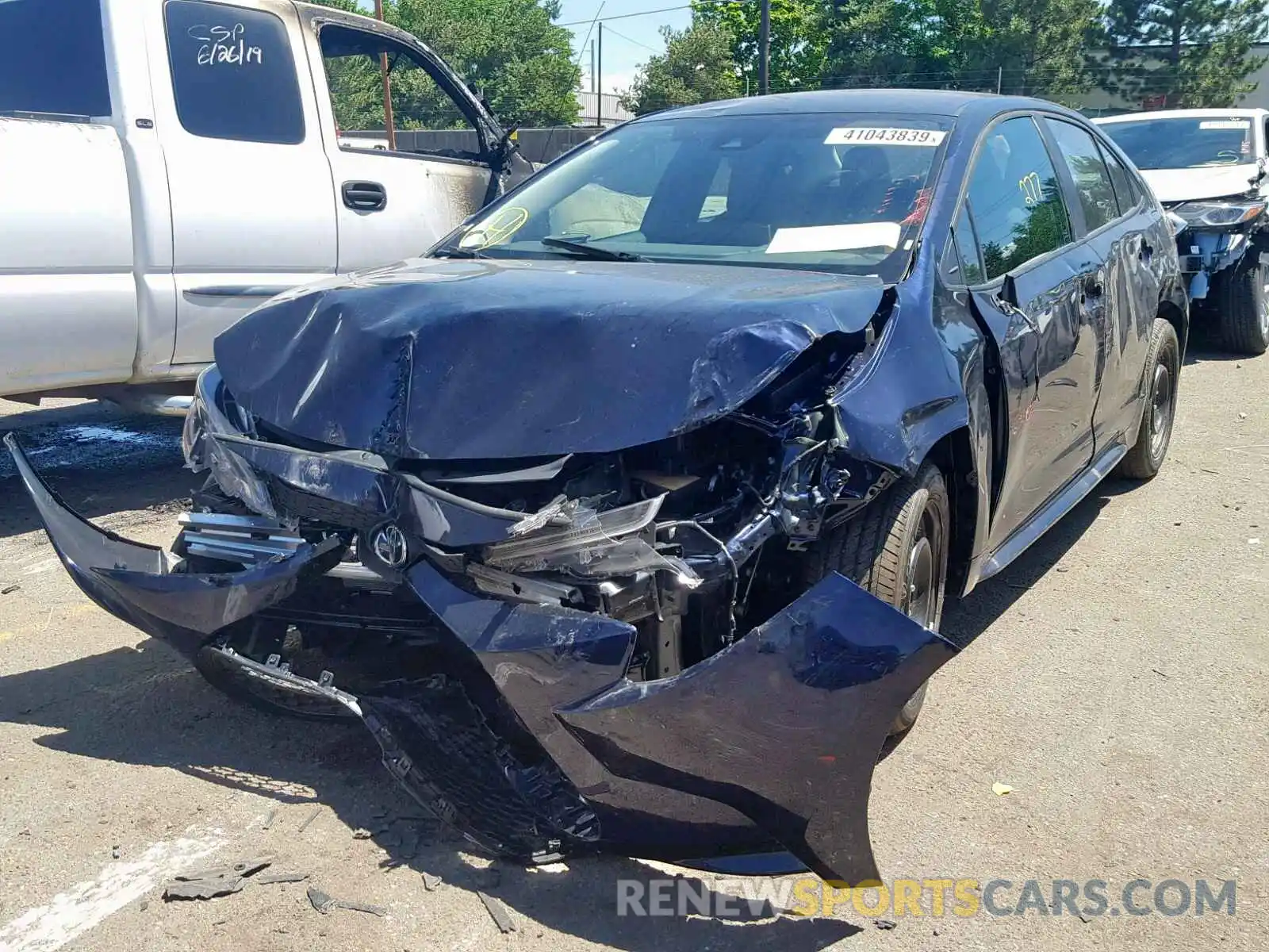 2 Photograph of a damaged car 5YFEPRAE7LP015847 TOYOTA COROLLA 2020