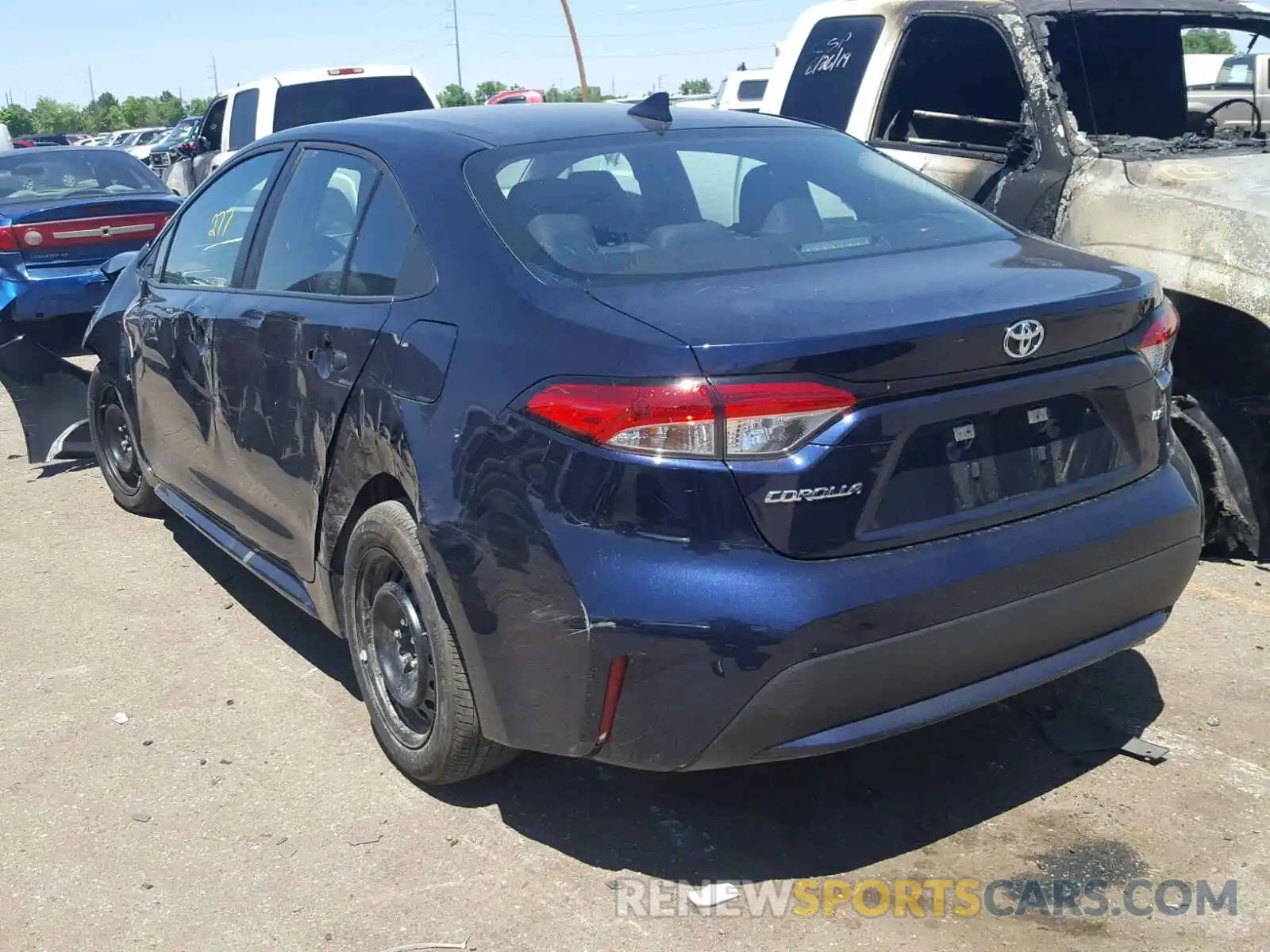 3 Photograph of a damaged car 5YFEPRAE7LP015847 TOYOTA COROLLA 2020