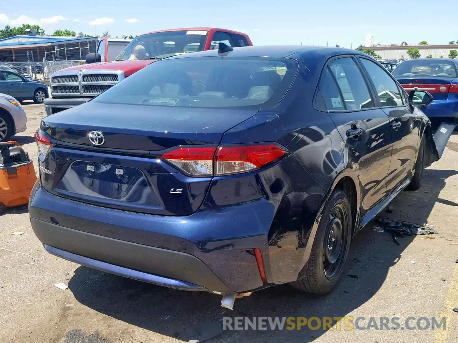 4 Photograph of a damaged car 5YFEPRAE7LP015847 TOYOTA COROLLA 2020