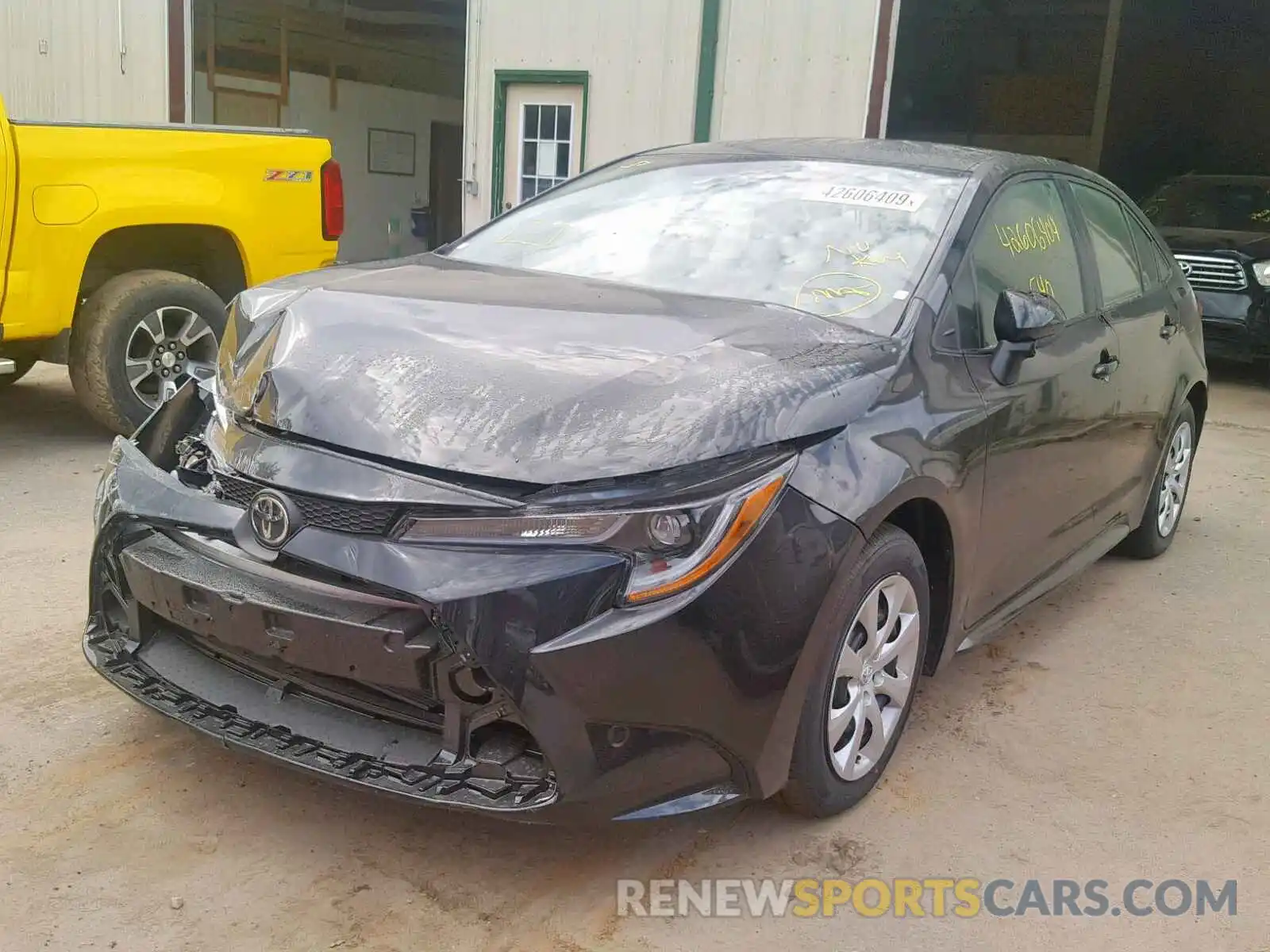 2 Photograph of a damaged car 5YFEPRAE7LP017887 TOYOTA COROLLA 2020