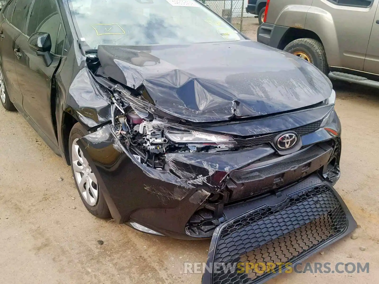 9 Photograph of a damaged car 5YFEPRAE7LP017887 TOYOTA COROLLA 2020