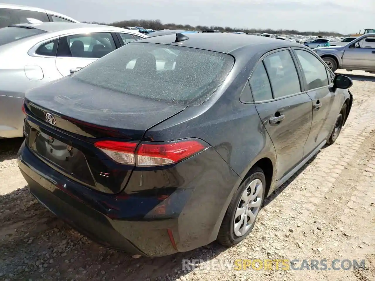 4 Photograph of a damaged car 5YFEPRAE7LP018523 TOYOTA COROLLA 2020