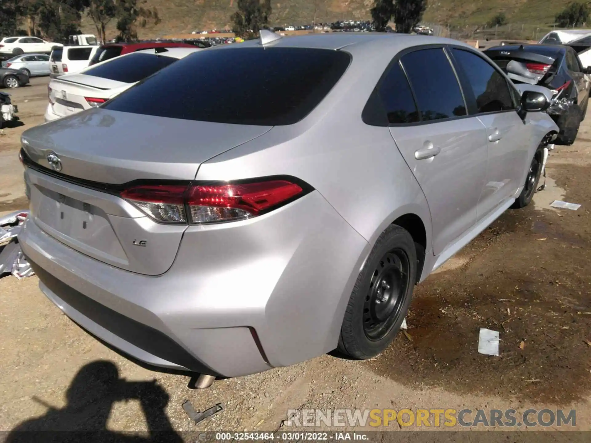 4 Photograph of a damaged car 5YFEPRAE7LP019185 TOYOTA COROLLA 2020