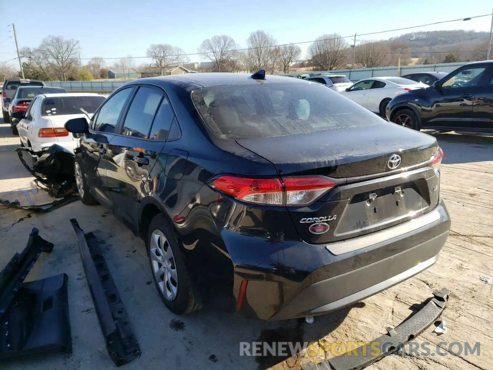 3 Photograph of a damaged car 5YFEPRAE7LP019901 TOYOTA COROLLA 2020