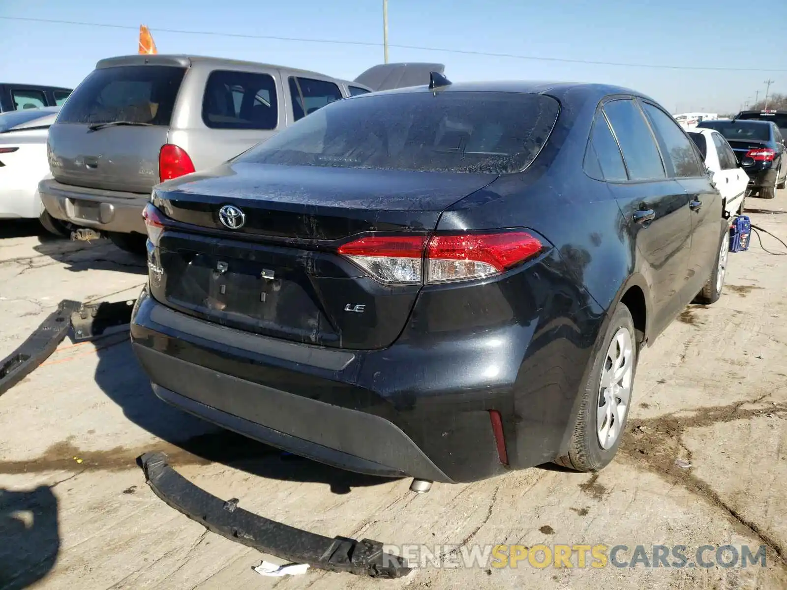 4 Photograph of a damaged car 5YFEPRAE7LP019901 TOYOTA COROLLA 2020