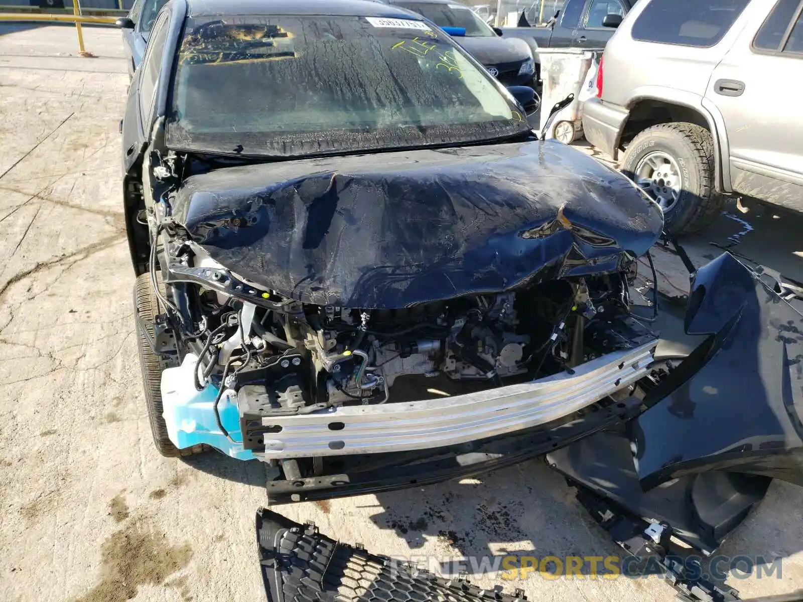 9 Photograph of a damaged car 5YFEPRAE7LP019901 TOYOTA COROLLA 2020