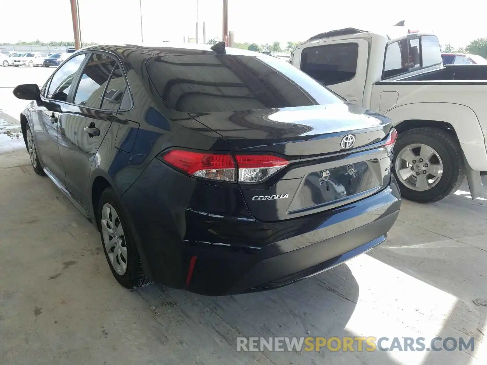 3 Photograph of a damaged car 5YFEPRAE7LP022877 TOYOTA COROLLA 2020