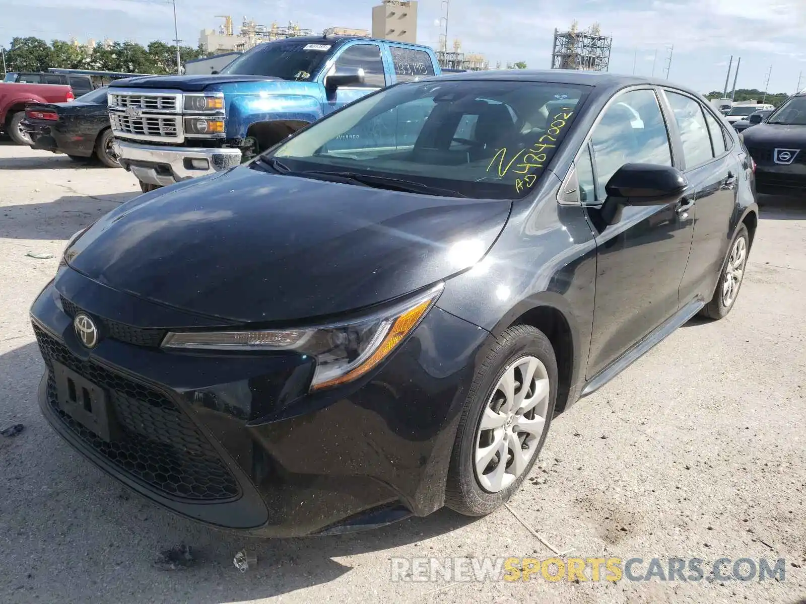 2 Photograph of a damaged car 5YFEPRAE7LP025052 TOYOTA COROLLA 2020