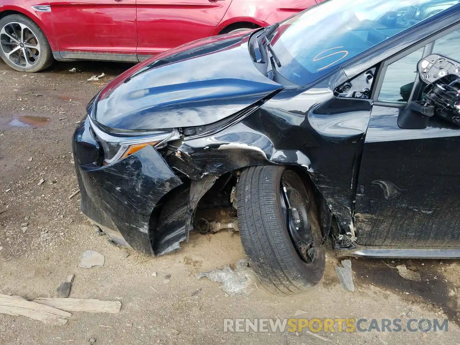 9 Photograph of a damaged car 5YFEPRAE7LP026783 TOYOTA COROLLA 2020