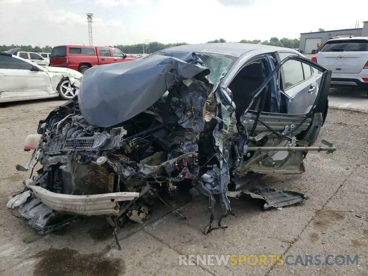 2 Photograph of a damaged car 5YFEPRAE7LP026962 TOYOTA COROLLA 2020