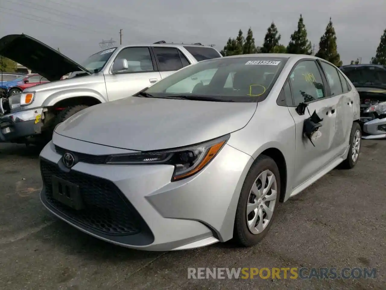 2 Photograph of a damaged car 5YFEPRAE7LP027660 TOYOTA COROLLA 2020