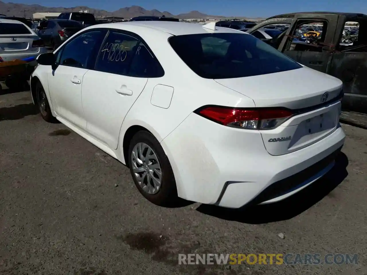 3 Photograph of a damaged car 5YFEPRAE7LP028503 TOYOTA COROLLA 2020