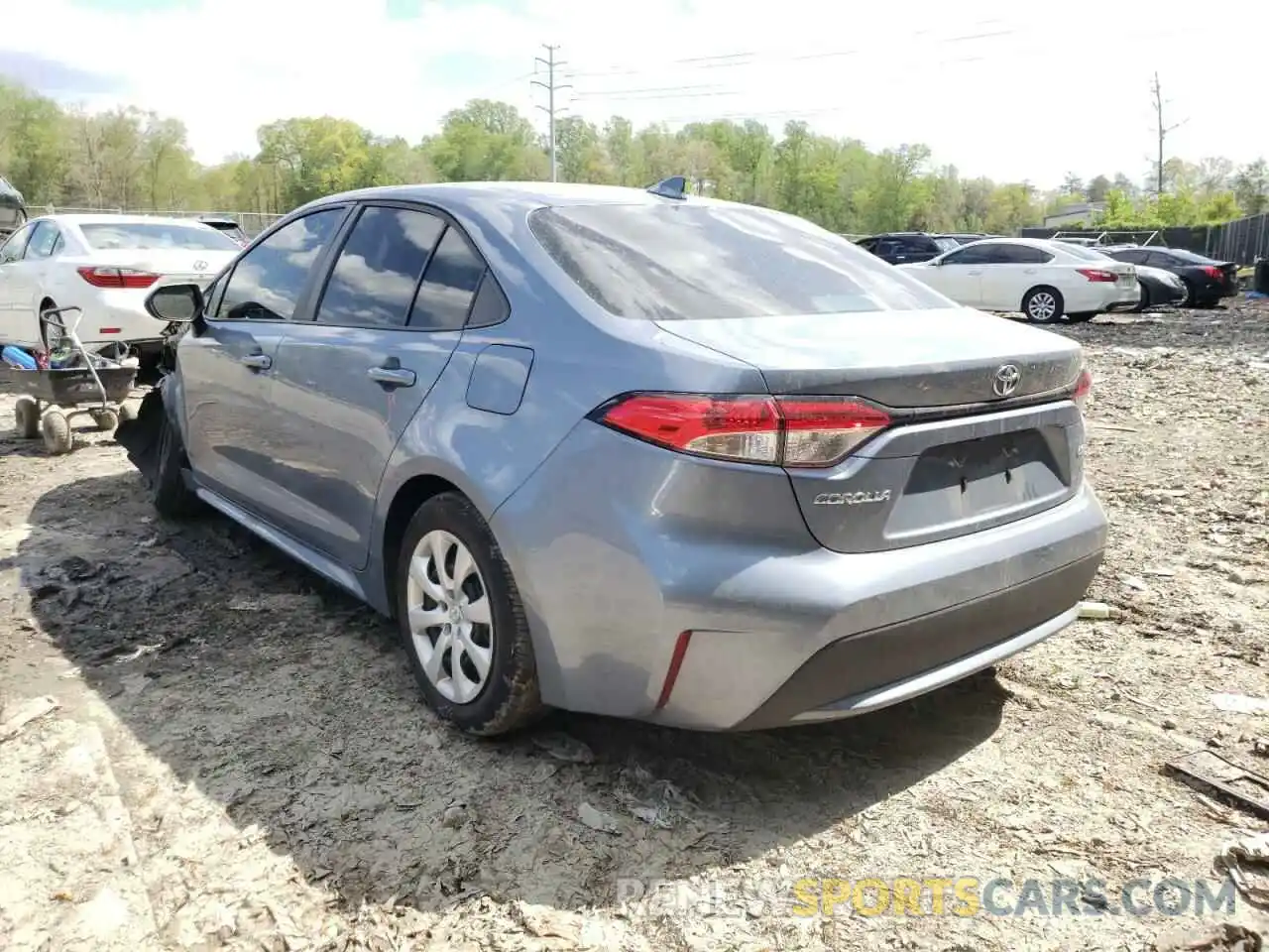 3 Photograph of a damaged car 5YFEPRAE7LP029554 TOYOTA COROLLA 2020