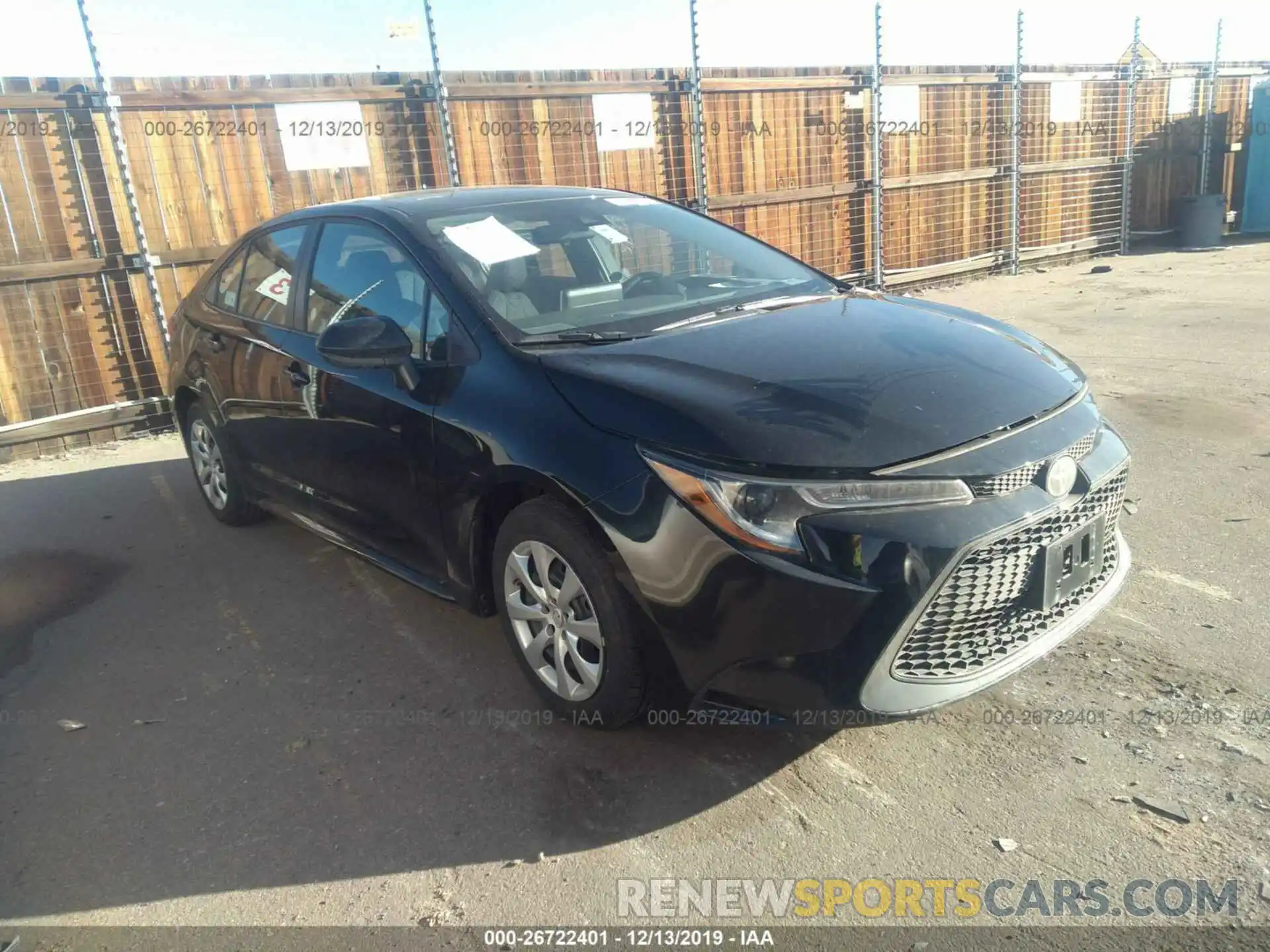 1 Photograph of a damaged car 5YFEPRAE7LP029585 TOYOTA COROLLA 2020