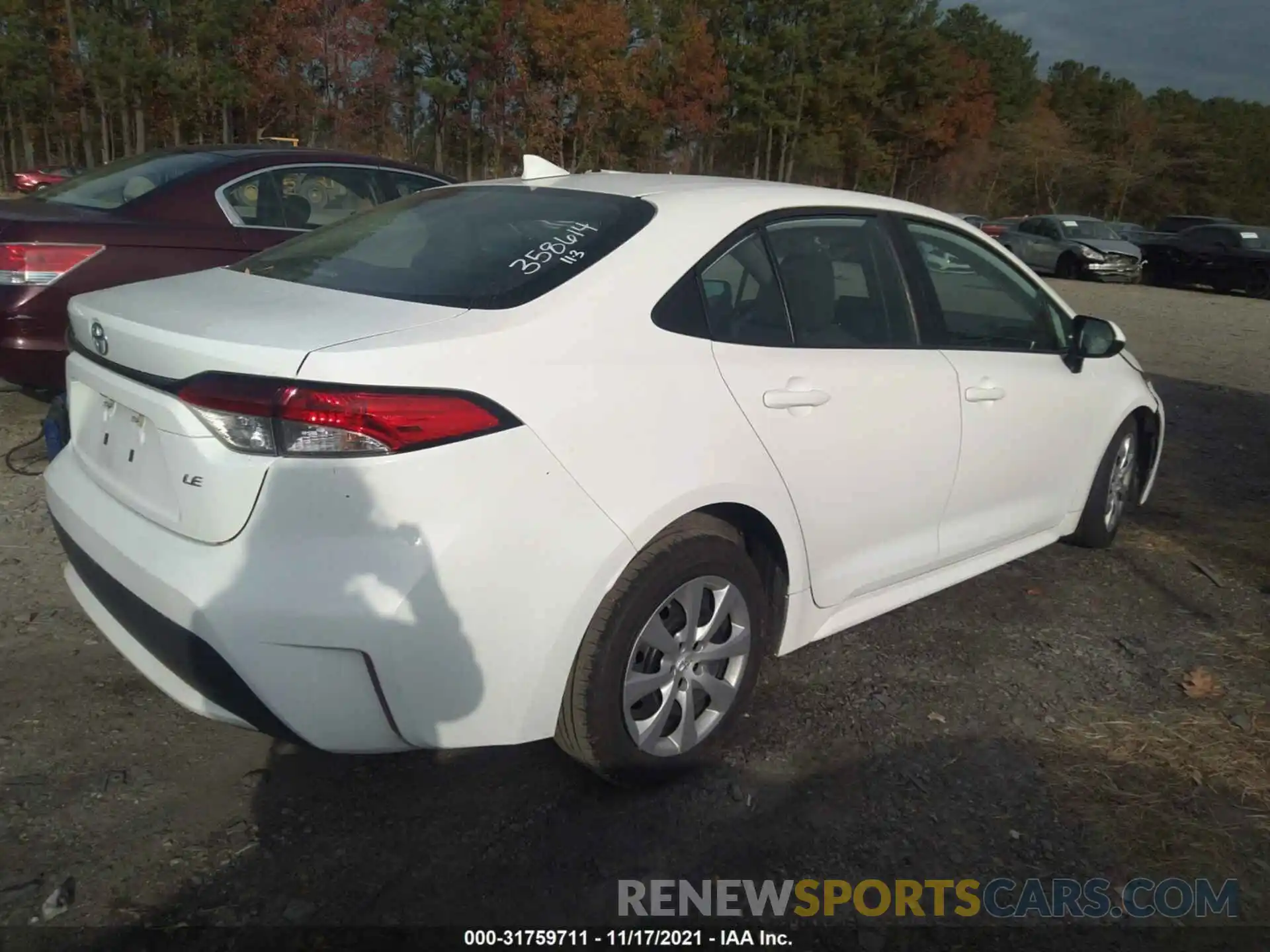 4 Photograph of a damaged car 5YFEPRAE7LP029599 TOYOTA COROLLA 2020