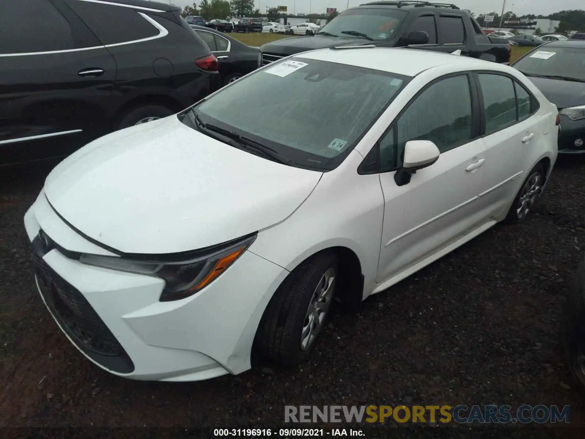 2 Photograph of a damaged car 5YFEPRAE7LP030252 TOYOTA COROLLA 2020