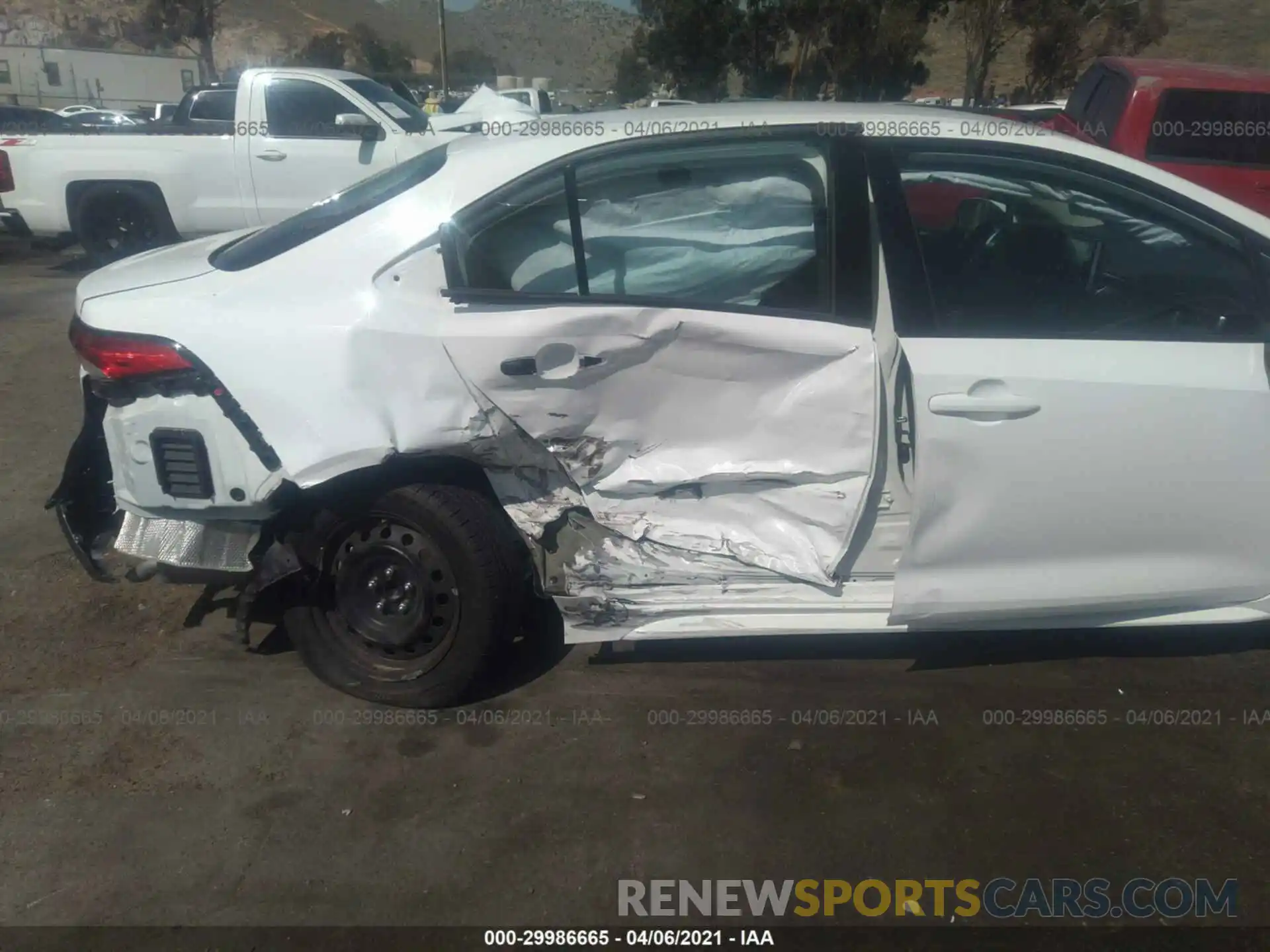 6 Фотография поврежденного автомобиля 5YFEPRAE7LP032468 TOYOTA COROLLA 2020