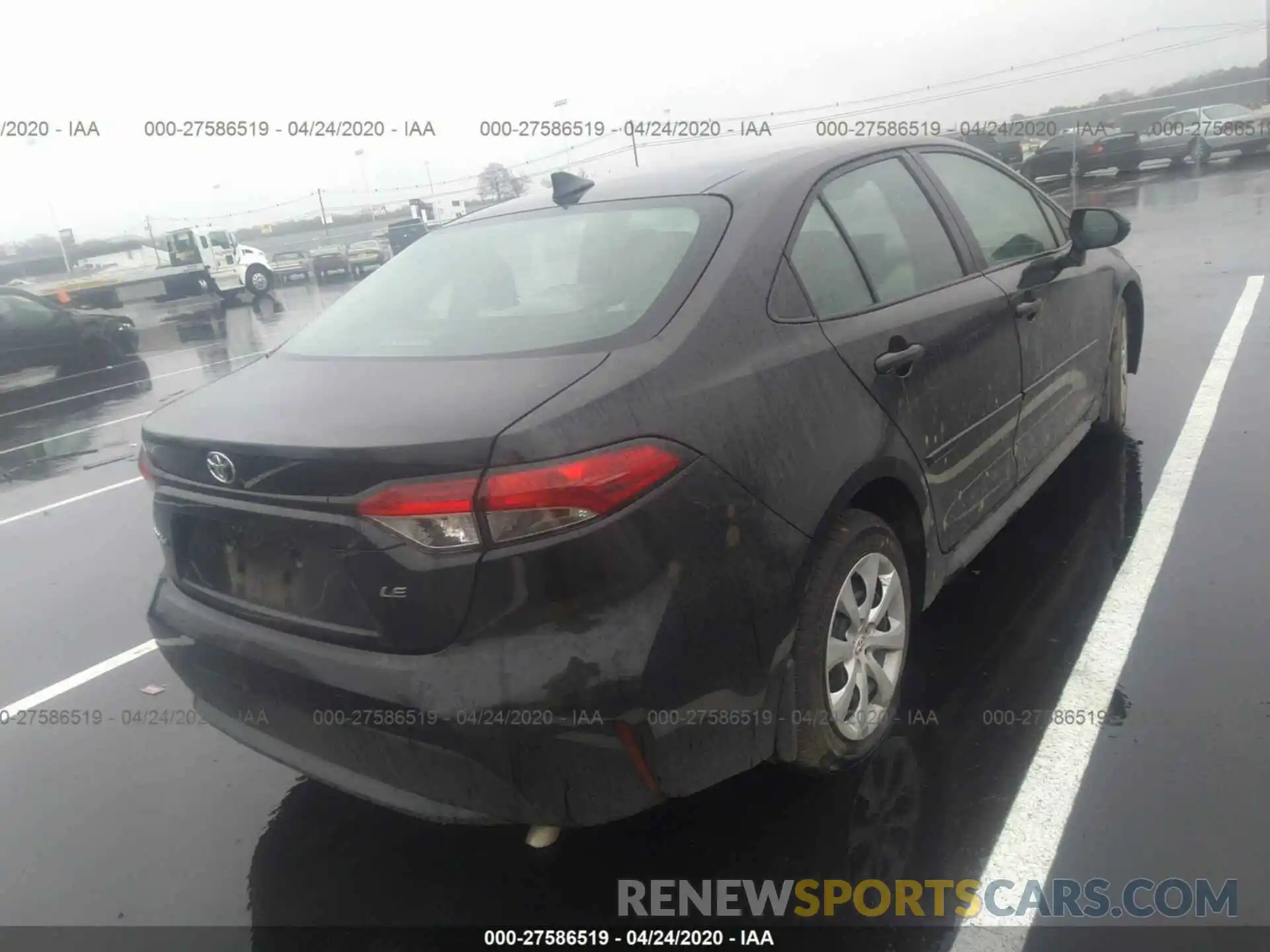 4 Photograph of a damaged car 5YFEPRAE7LP033054 TOYOTA COROLLA 2020