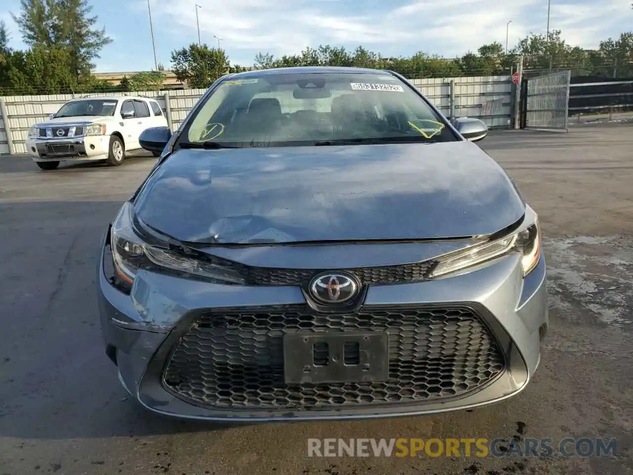 5 Photograph of a damaged car 5YFEPRAE7LP033264 TOYOTA COROLLA 2020