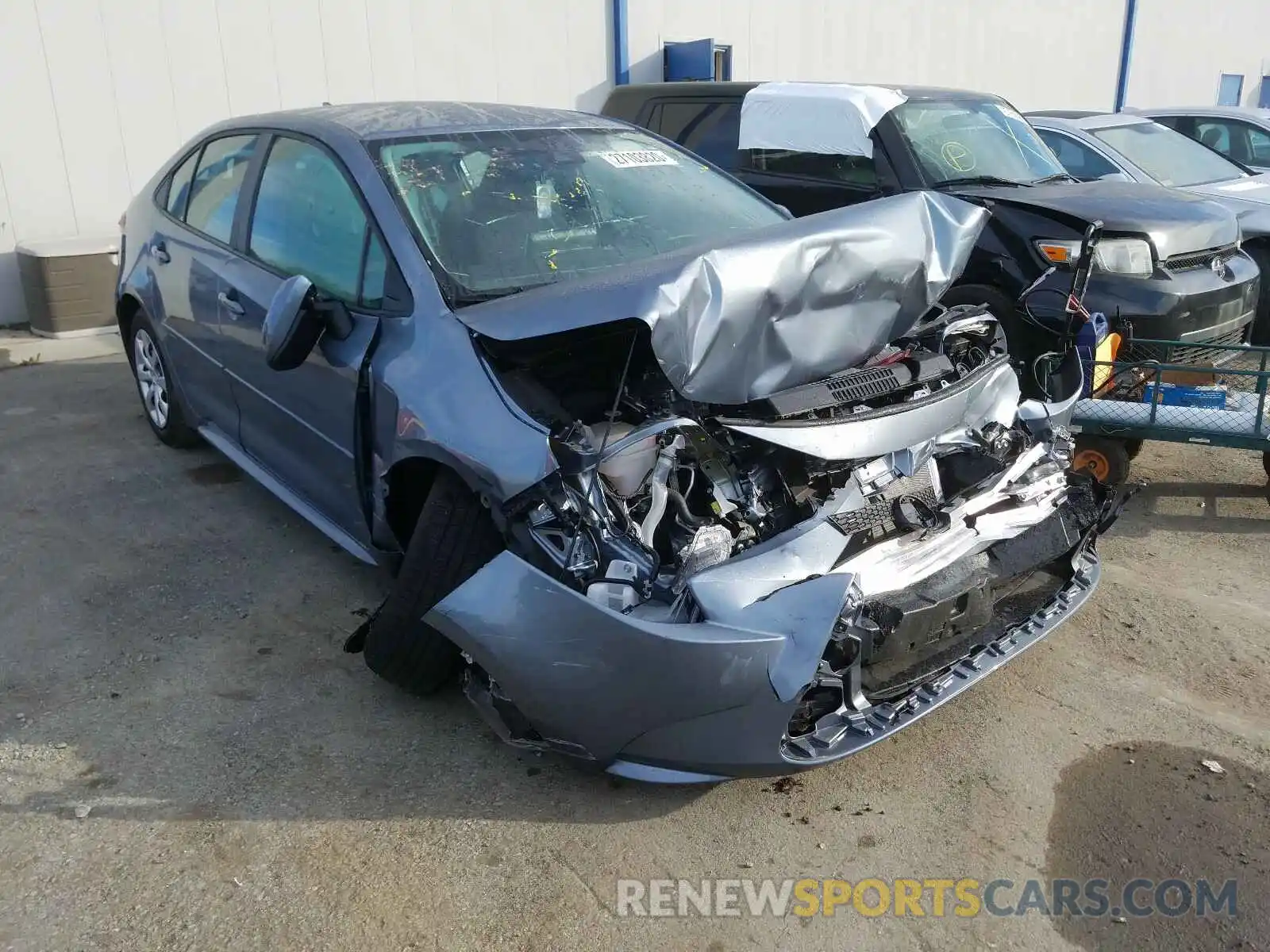 1 Photograph of a damaged car 5YFEPRAE7LP034088 TOYOTA COROLLA 2020