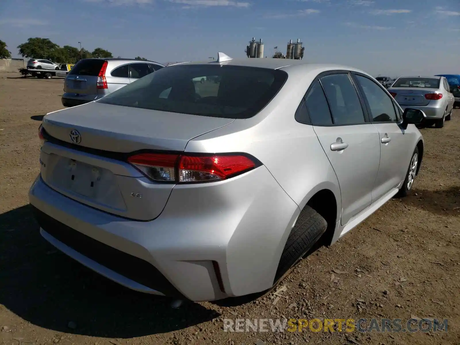 4 Photograph of a damaged car 5YFEPRAE7LP035418 TOYOTA COROLLA 2020