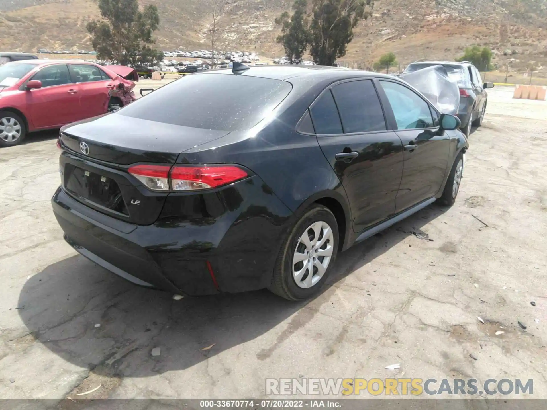 4 Photograph of a damaged car 5YFEPRAE7LP036407 TOYOTA COROLLA 2020